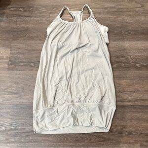 Lululemon Athletica Women's No Limits Tank Top in White Silver Spoon Stripe sz 4